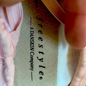 Freestyle by Daskin pale pink youth ballet shoe.